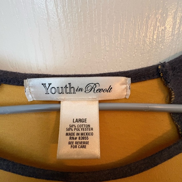 American Rodeo Co. Yellow and Black Short Sleeve Tee - Picture 3 of 3